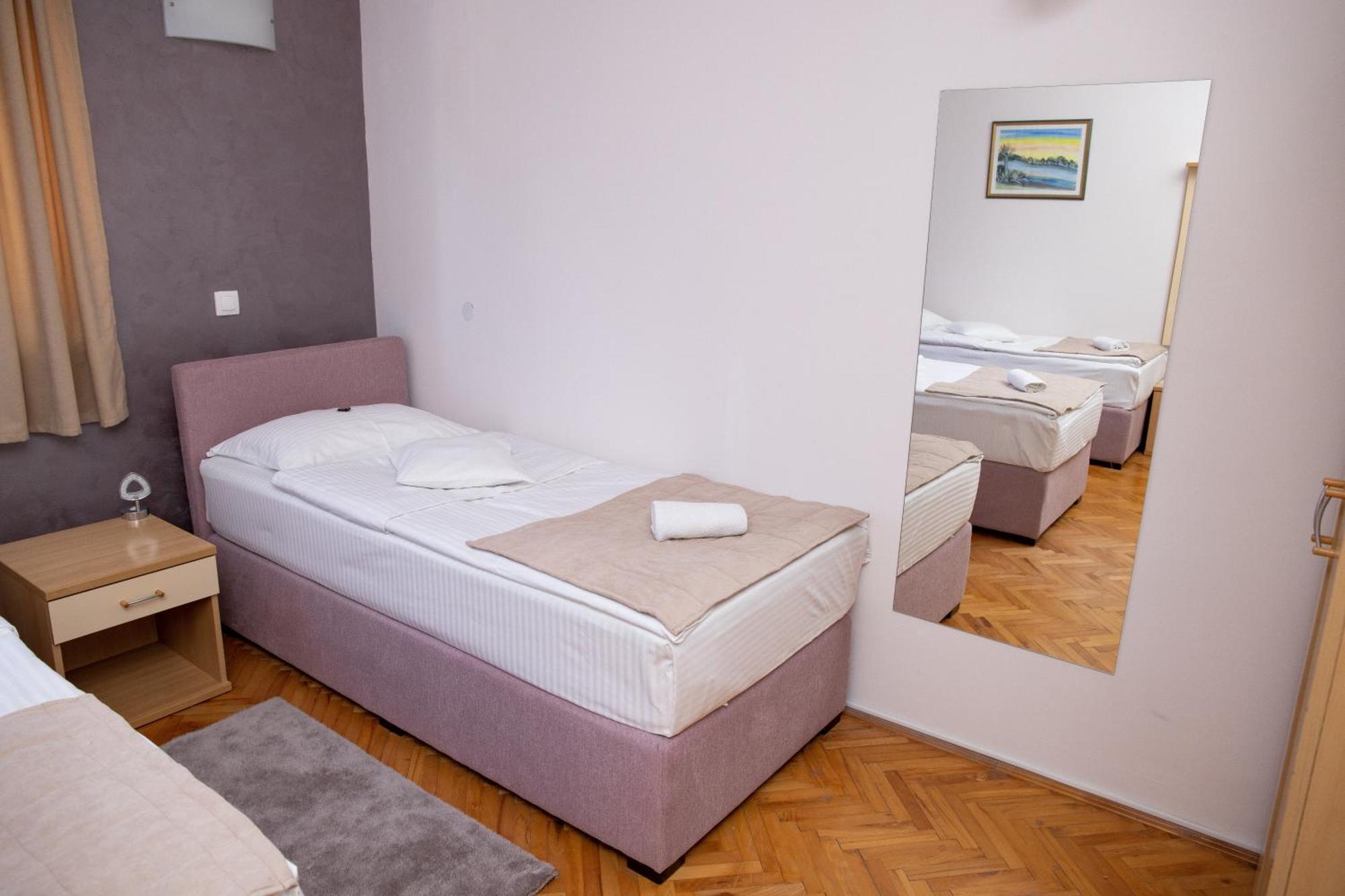 Motel New Sanatron Bosanski Novi Εξωτερικό φωτογραφία