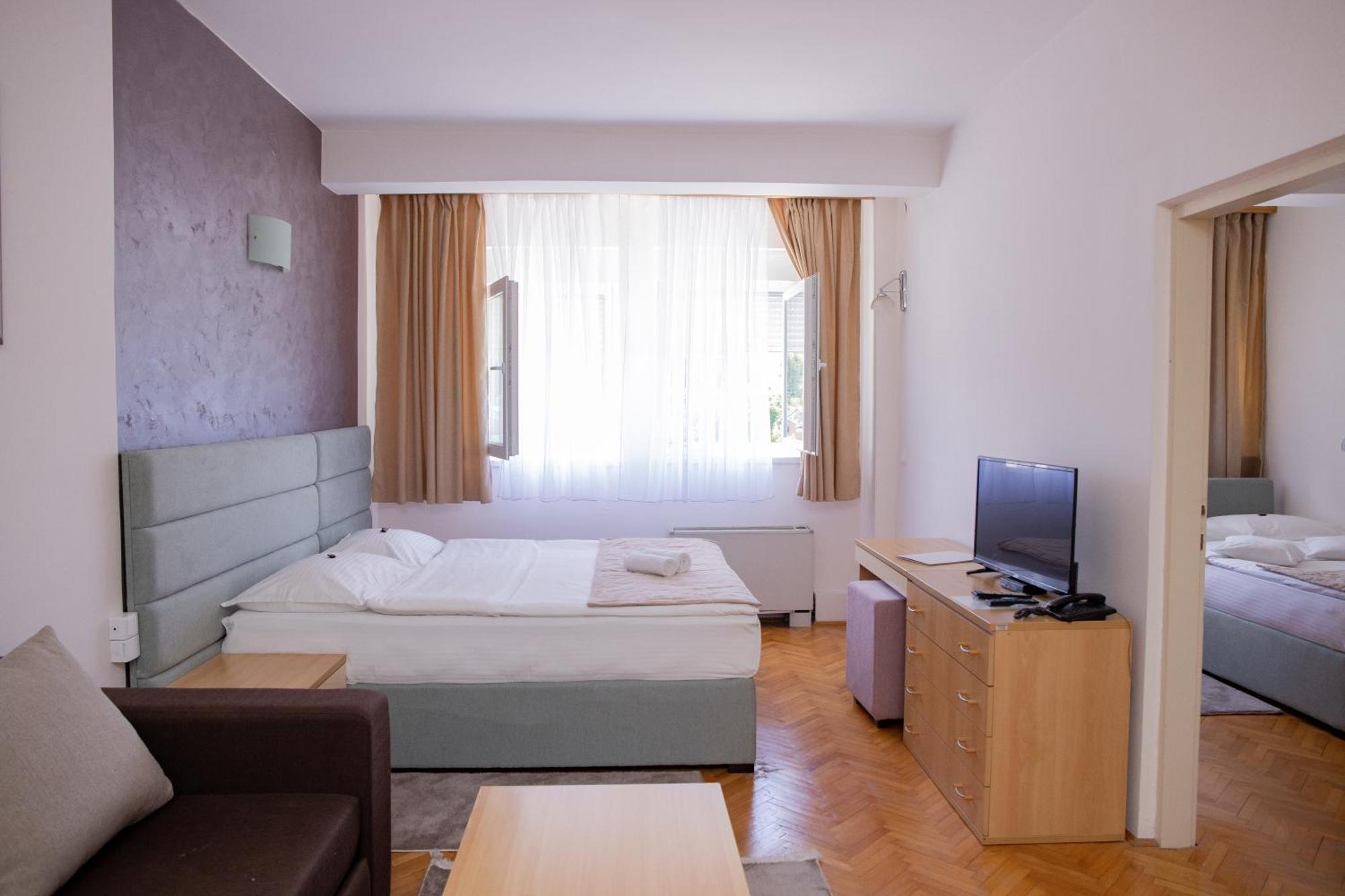 Motel New Sanatron Bosanski Novi Εξωτερικό φωτογραφία