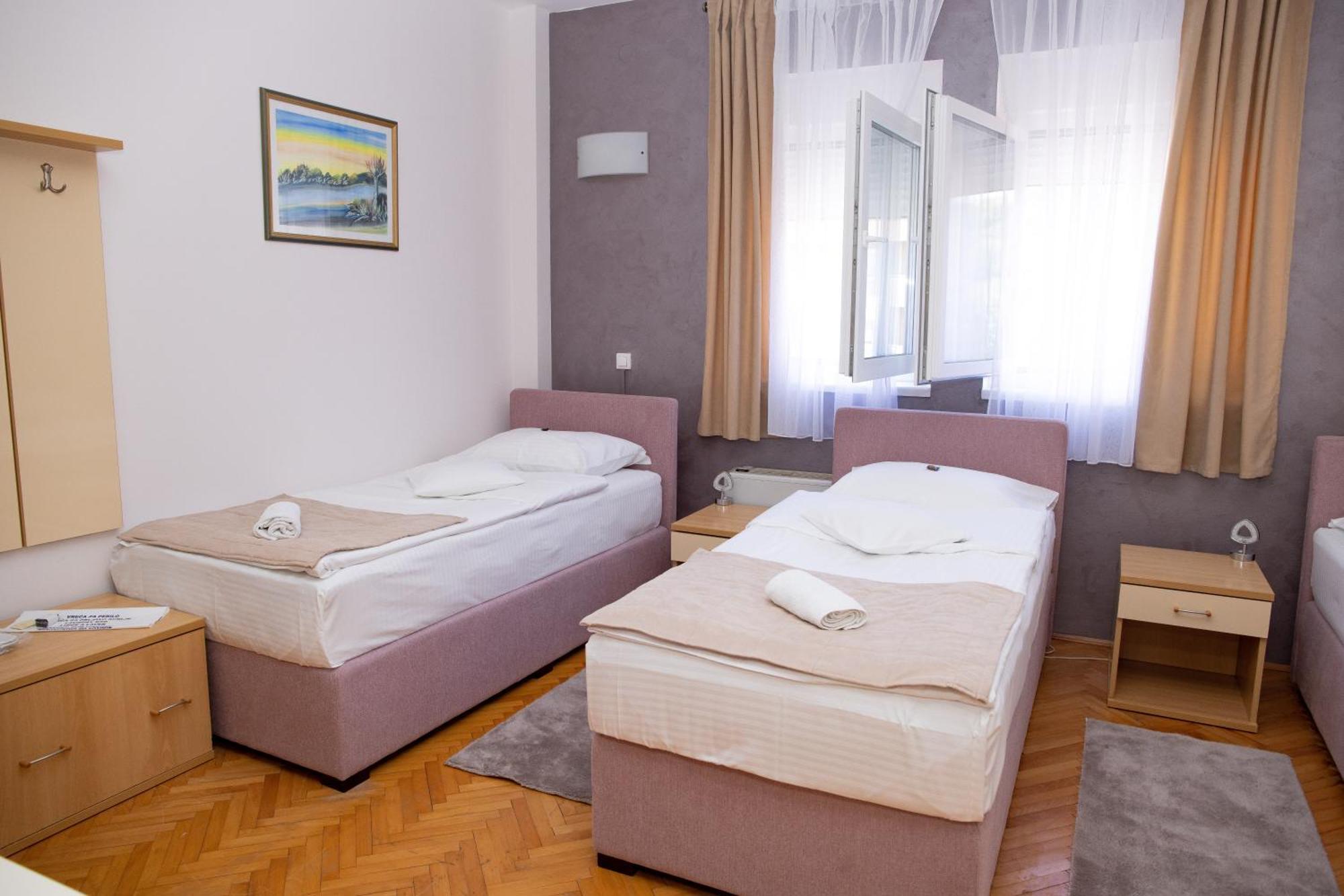 Motel New Sanatron Bosanski Novi Εξωτερικό φωτογραφία